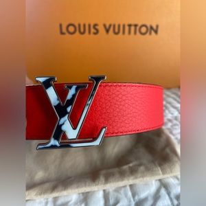 💯 AUTHENTIC mens Louis Vuitton belt size 90